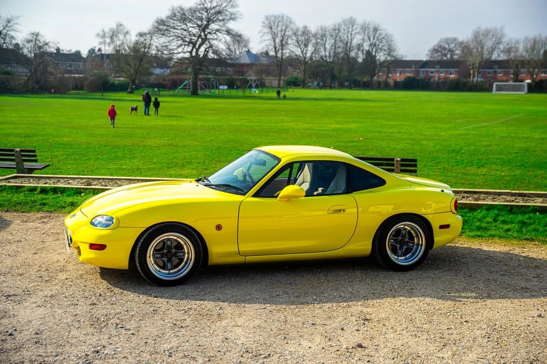 2004 Mazda NB MX-5 Miata - Image 10 of 30
