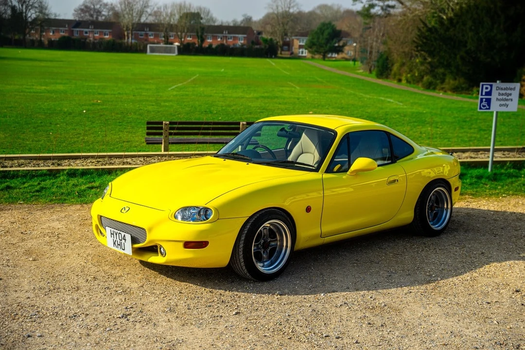 2004 Mazda NB MX-5 Miata - Image 7 of 30