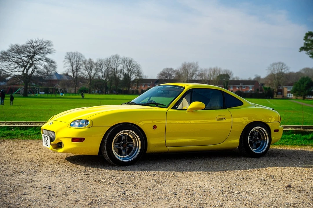 2004 Mazda NB MX-5 Miata - Image 9 of 30