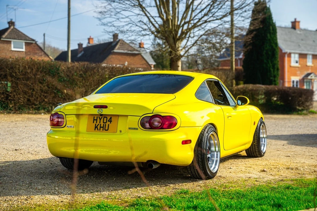2004 Mazda NB MX-5 Miata - Image 23 of 30
