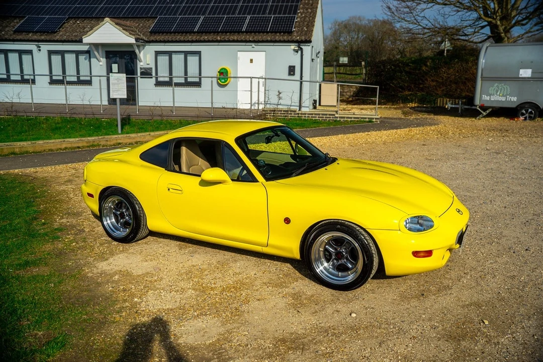2004 Mazda NB MX-5 Miata - Image 28 of 30