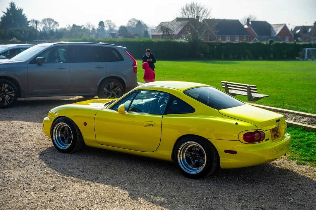 2004 Mazda NB MX-5 Miata - Image 16 of 30