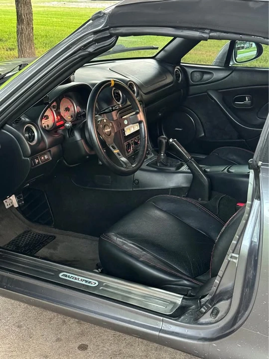 2004 Mazda NB Mazdaspeed MX-5 Miata - Image 9 of 11