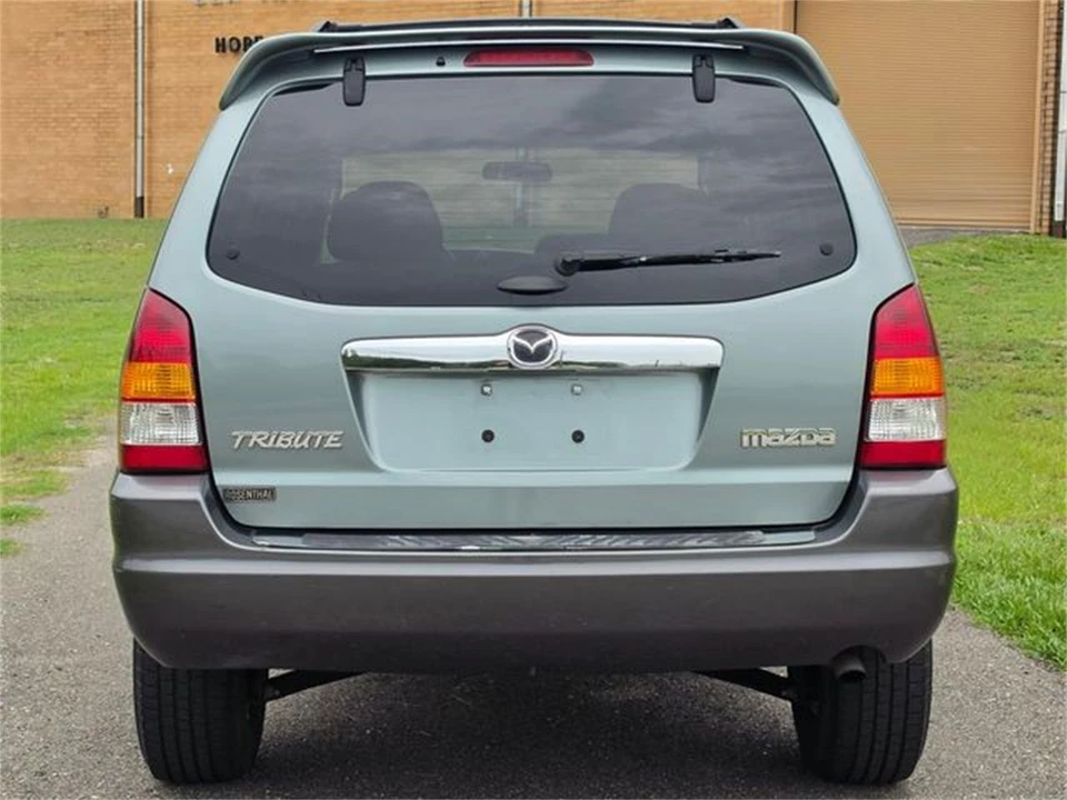 2004 Mazda - Image 9 of 31