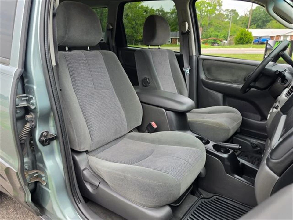 2004 Mazda - Image 29 of 31