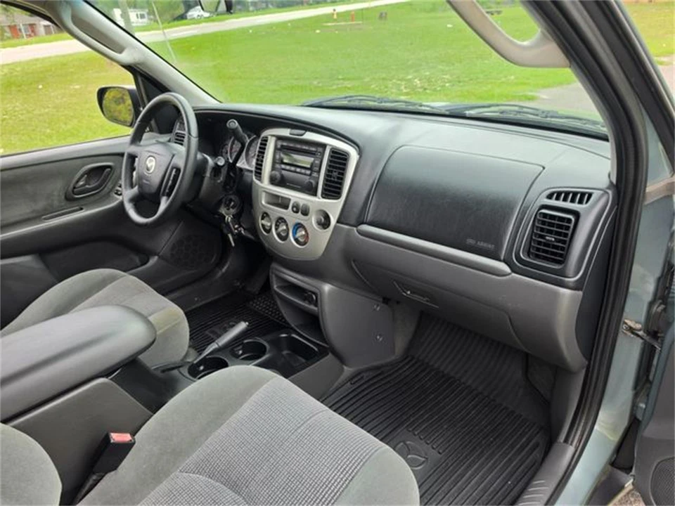 2004 Mazda - Image 31 of 31