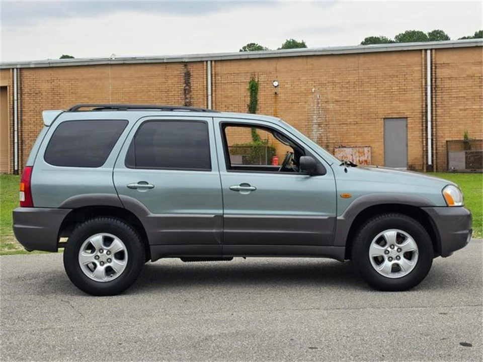 2004 Mazda - Image 6 of 31