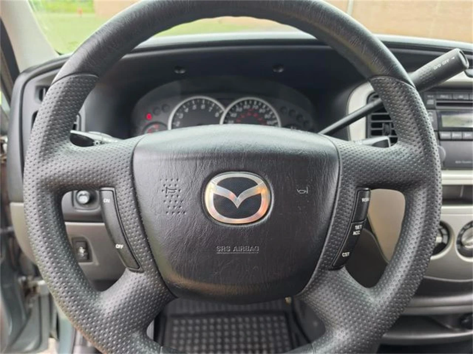 2004 Mazda - Image 18 of 31