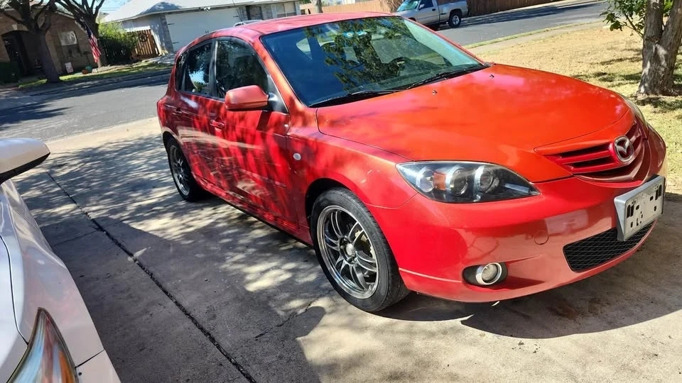 2004 Mazda Mazda 3 1st Gen - Image 3 of 11