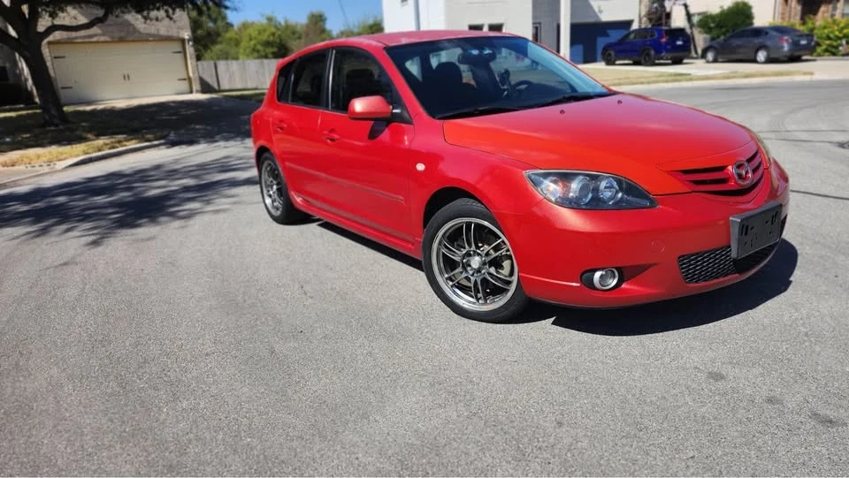 2004 Mazda Mazda 3 1st Gen - Image 2 of 11