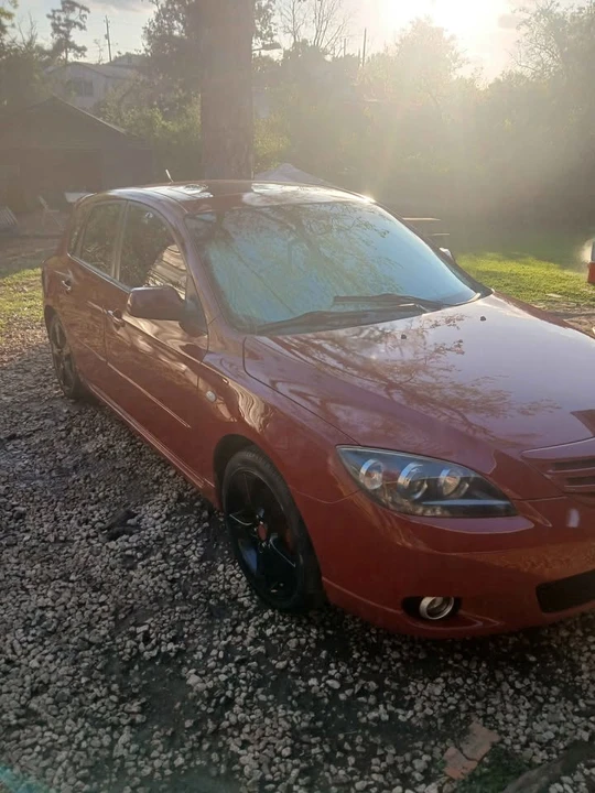 2004 Mazda Mazda 3 1st Gen - Image 3 of 10