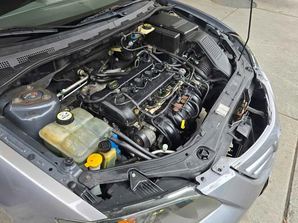2004 Mazda Mazda 3 1st Gen - Image 4 of 7