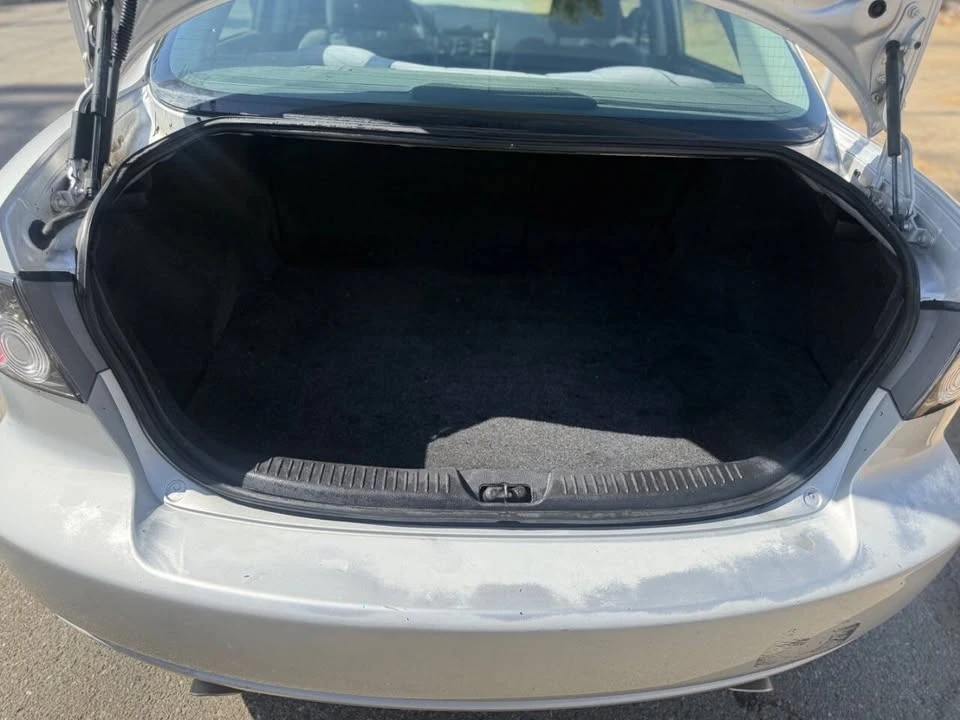 2004 Mazda Mazda 3 1st Gen - Image 9 of 9