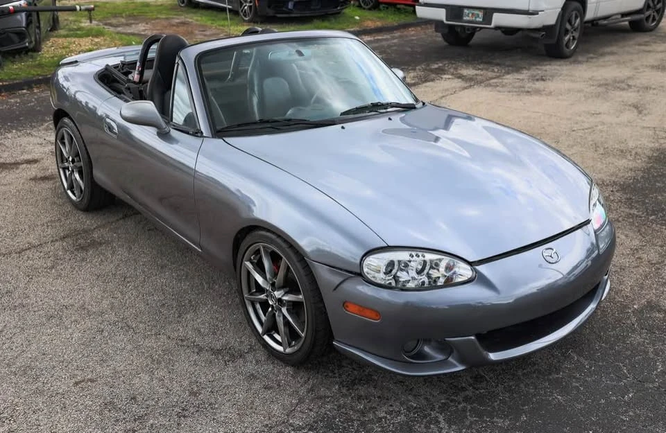 2004 Mazda NB Mazdaspeed MX-5 Miata - Image 8 of 20