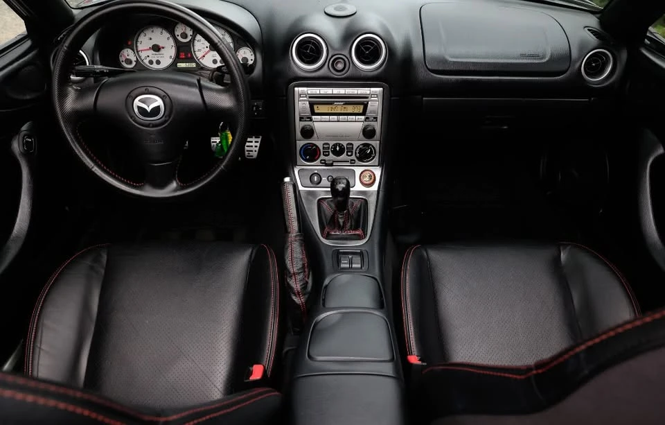 2004 Mazda NB Mazdaspeed MX-5 Miata - Image 2 of 3