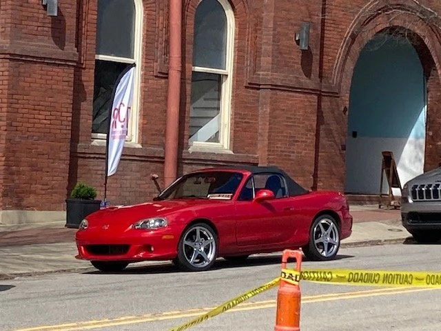 2004 Mazda NB Mazdaspeed MX-5 Miata - Image 2 of 20