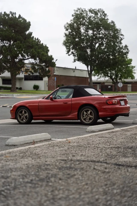 2004 Mazda NB Mazdaspeed MX-5 Miata - Image 4 of 11