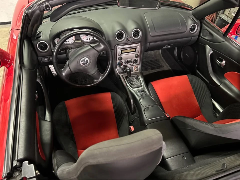 2004 Mazda NB Mazdaspeed MX-5 Miata - Image 4 of 5