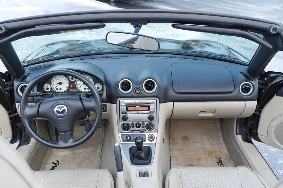 2004 Mazda NB MX-5 Miata - Image 16 of 20