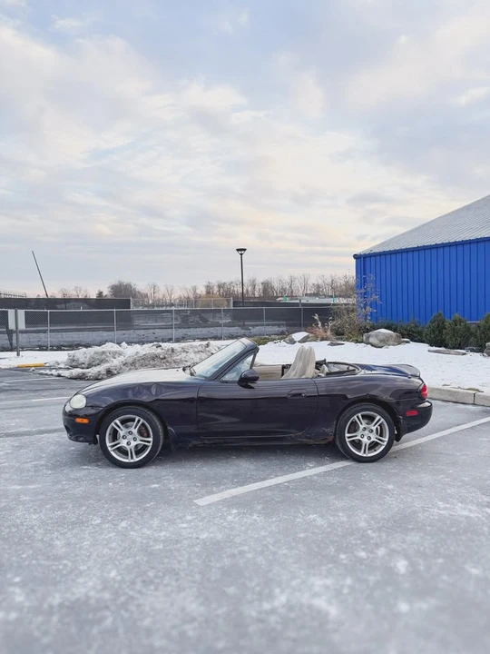 2004 Mazda NB MX-5 Miata - Image 2 of 20