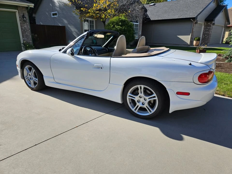 2004 Mazda NB MX-5 Miata - Image 5 of 8