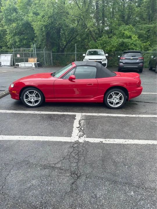 2004 Mazda NB MX-5 Miata - Image 11 of 11