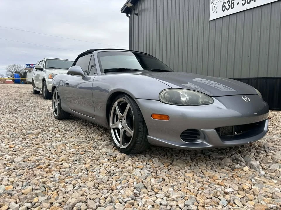 2004 Mazda NB MX-5 Miata - Image 2 of 13