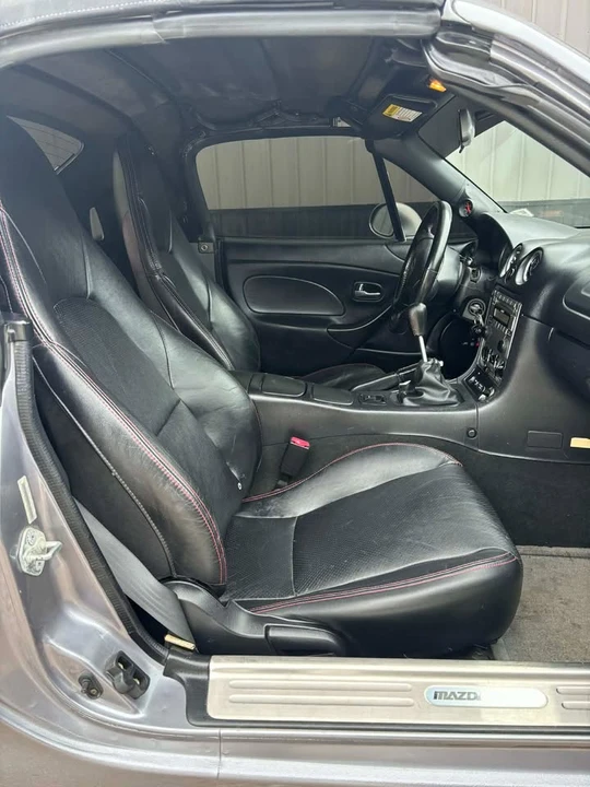 2004 Mazda NB MX-5 Miata - Image 6 of 13