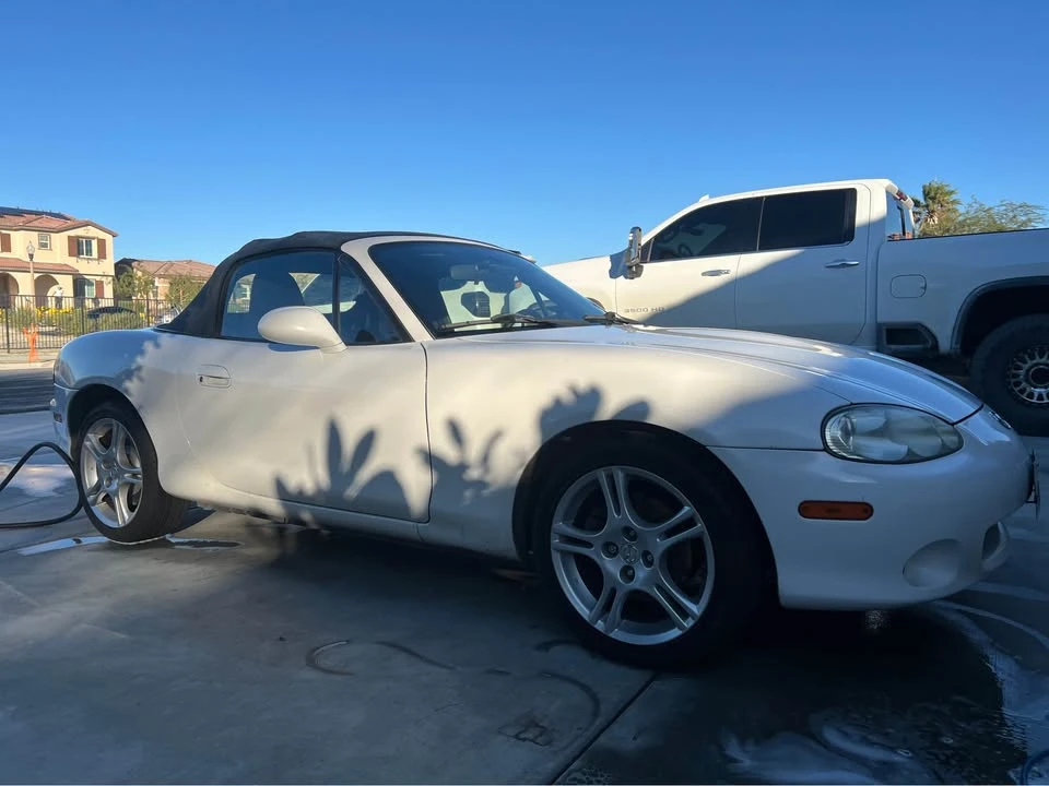 2004 Mazda NB MX-5 Miata - Image 2 of 12