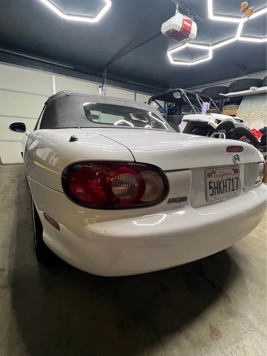 2004 Mazda NB MX-5 Miata - Image 8 of 12