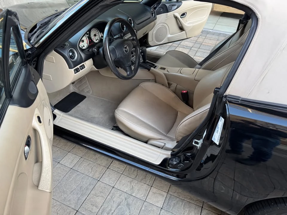 2004 Mazda NB MX-5 Miata - Image 16 of 19