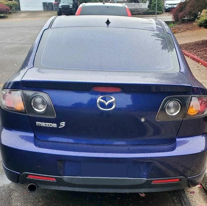 2004 Mazda MX-3 - Image 3 of 4