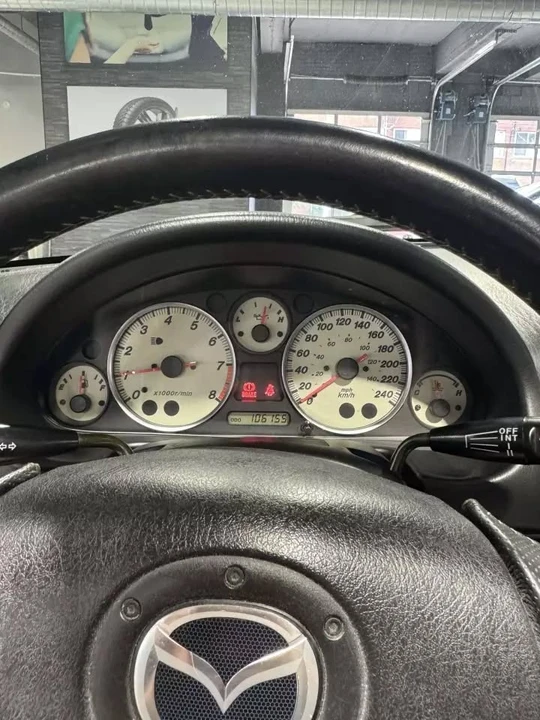 2004 Mazda NB MX-5 Miata - Image 11 of 11