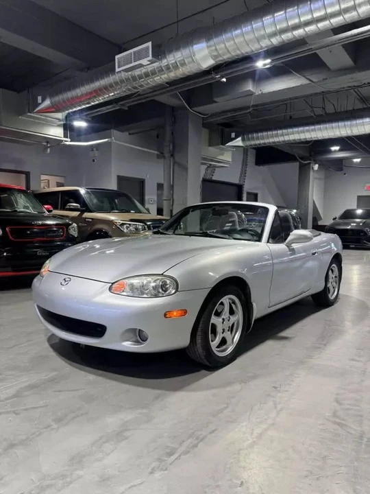 2004 Mazda NB MX-5 Miata - Image 3 of 11