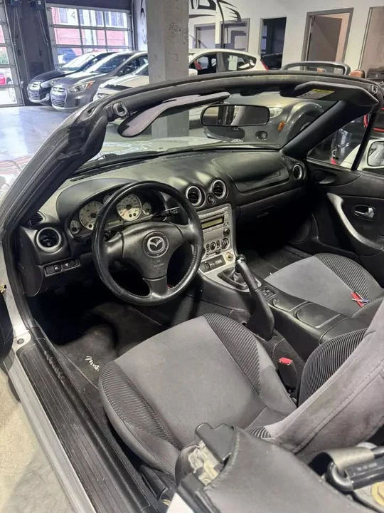 2004 Mazda NB MX-5 Miata - Image 4 of 11
