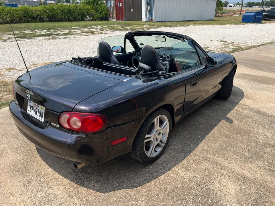 2004 Mazda NB MX-5 Miata - Image 8 of 20