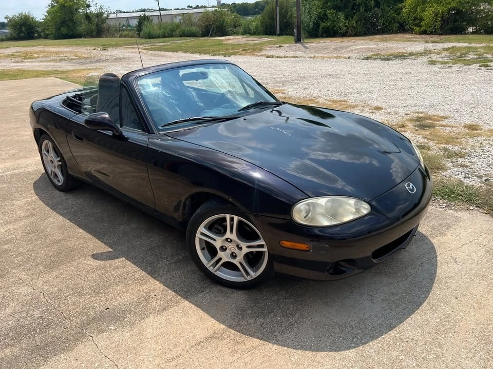 2004 Mazda NB MX-5 Miata - Image 2 of 19