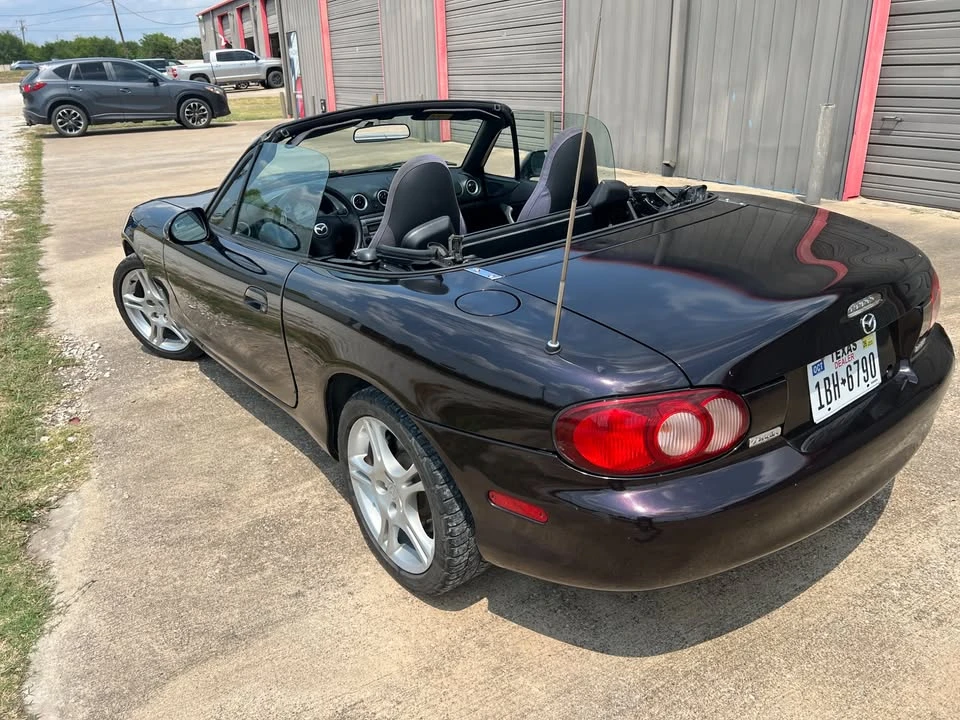 2004 Mazda NB MX-5 Miata - Image 5 of 20