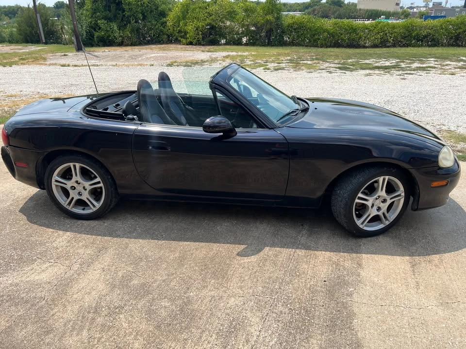 2004 Mazda NB MX-5 Miata - Image 6 of 20