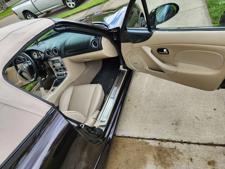 2004 Mazda NB MX-5 Miata - Image 6 of 11