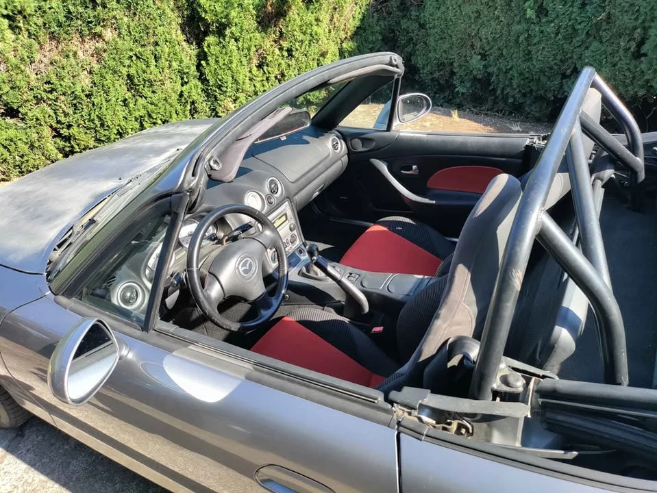 2004 Mazda NB MX-5 Miata - Image 10 of 12