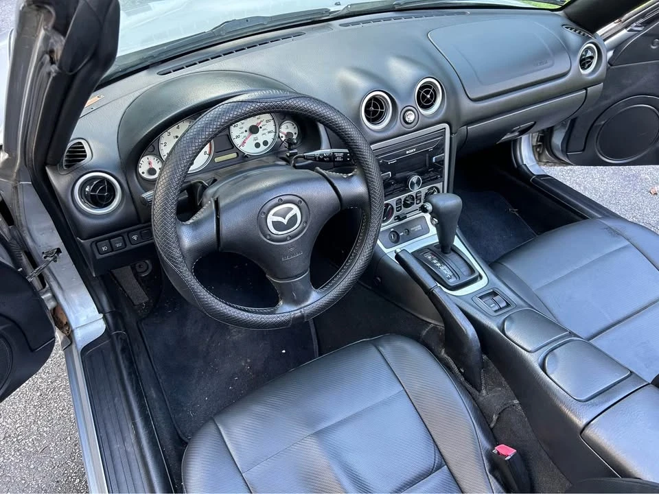 2004 Mazda NB MX-5 Miata - Image 6 of 9