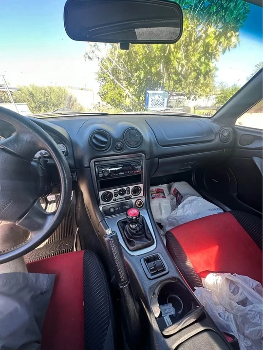 2004 Mazda NB MX-5 Miata - Image 6 of 8