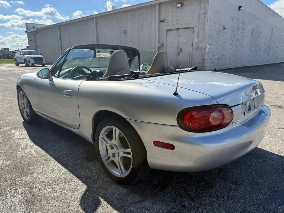 2004 Mazda NB MX-5 Miata - Image 12 of 20