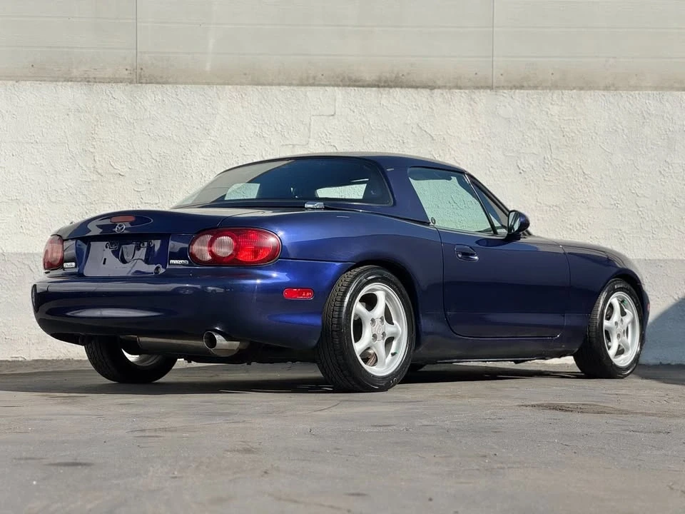 2004 Mazda NB MX-5 Miata - Image 5 of 20
