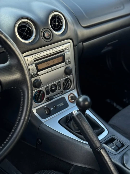 2004 Mazda NB MX-5 Miata - Image 11 of 20
