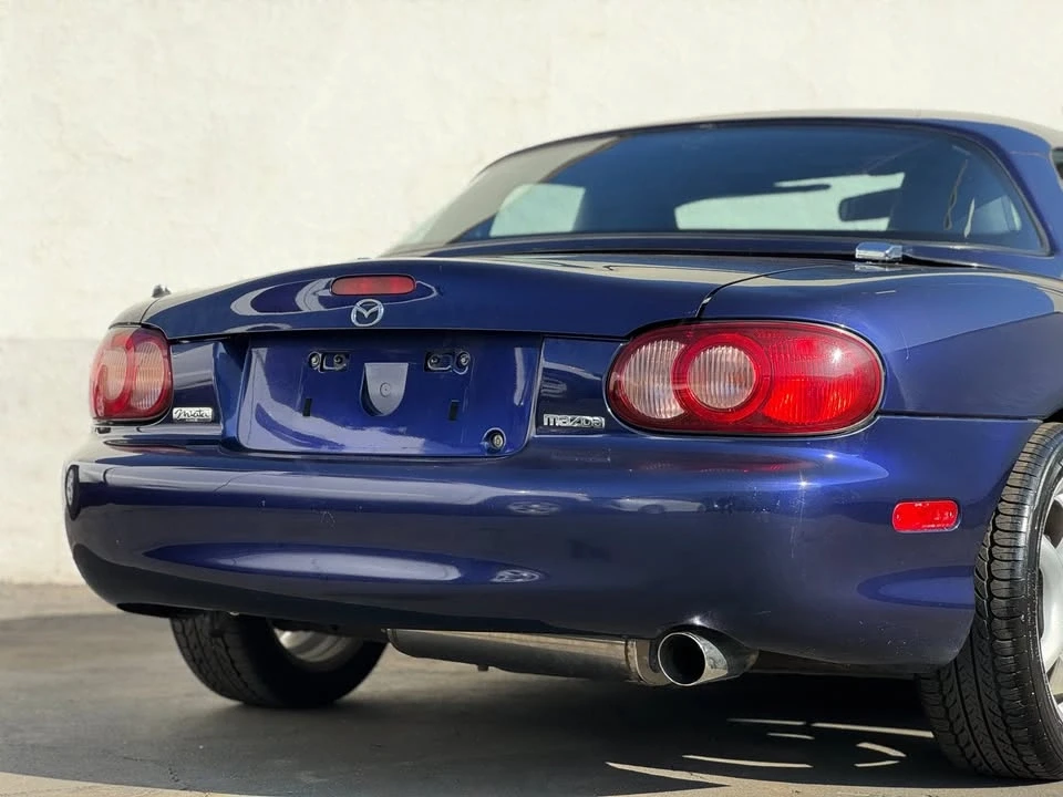 2004 Mazda NB MX-5 Miata - Image 6 of 20