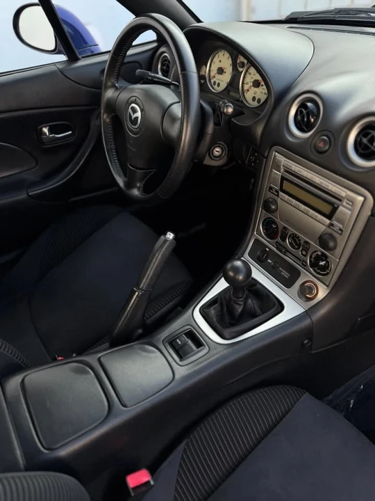 2004 Mazda NB MX-5 Miata - Image 14 of 20