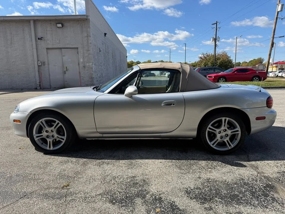 2004 Mazda NB MX-5 Miata - Image 8 of 20