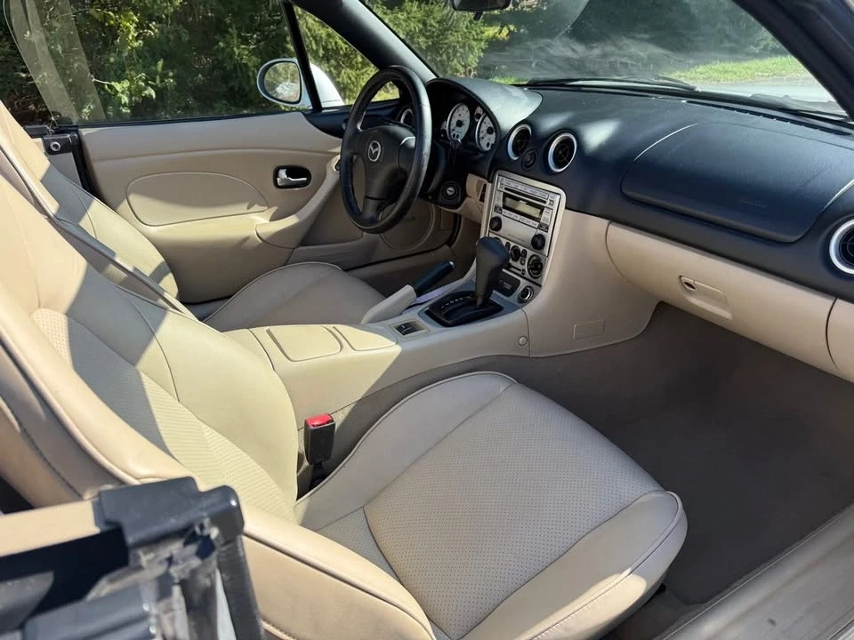 2004 Mazda NB MX-5 Miata - Image 15 of 20